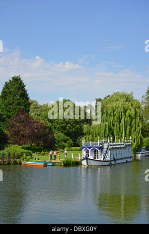 River Thames at Streatley, Berkshire, England, United Kingdom Stock Photo