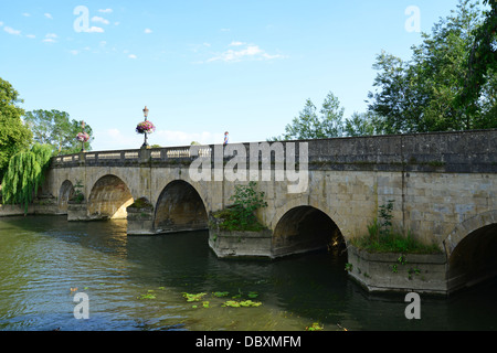 Medieval Wallingford Bridge over River Thames, Wallingford, Oxfordshire, England, United Kingdom Stock Photo