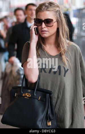 Holly Valance  leaving rehearsals for Strictly Come Dancing 2011 London, England - 13.09.11 Stock Photo