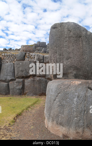 Giant stone walls at Sacsayhuaman, Inca site near Cuzco, Peru Stock Photo