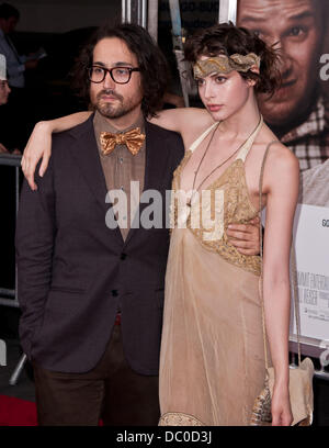 Sean Lennon, Charlotte Kemp Muhl 50/50 New York premiere - Arrivals New York CIty, USA - 26.09.11 Stock Photo