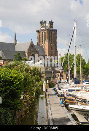 Grote Kerk boats Nieuwe Haven Dordrecht, Netherlands Stock Photo
