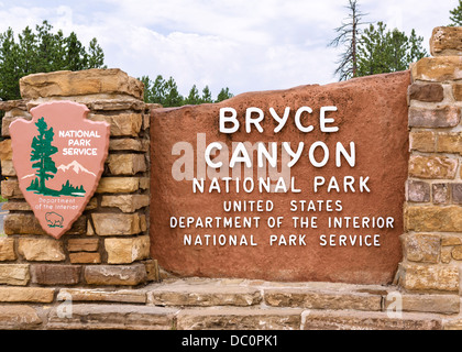 Entrance sign to Bryce Canyon National Park, Utah, USA Stock Photo