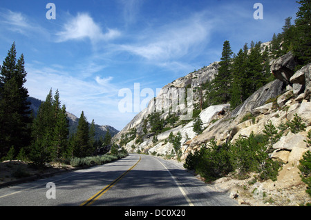 Tioga Pass - a mountain pass in the Sierra Nevada mountains which runs through Yosemite National Park Stock Photo