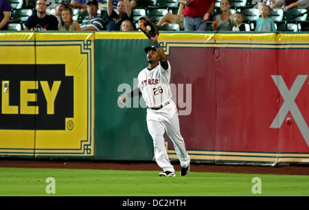 Houston Astros outfielder L.J. Hoes (28) during a spring training game  against the Miami Marlins on March 21, 2014 at Osceola County Stadium in  Kissimmee, Florida. Miami defeated Houston 7-2. (Mike Janes/Four