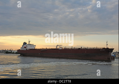 The oil tanker, 'Nave Cielo,' in the Kill van Kull, part of the port of New York. Stock Photo