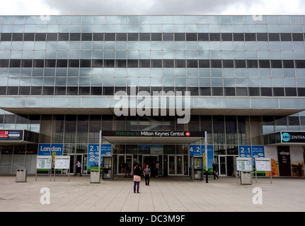 Milton Keynes Central railway station, England Stock Photo