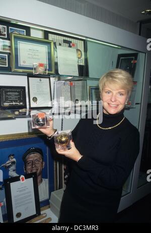 GREER JOHNSON with Mickey Mantle collection at South Gate Hotel in New York 1997.k10575jbb.(Credit Image: © John Barrett/Globe Photos/ZUMAPRESS.com) Stock Photo