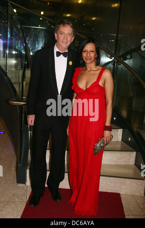 The High Life Dining Awards at the Hilton Hotel Manchester 2009 . Gordon Burns and Ranvir Singh Stock Photo