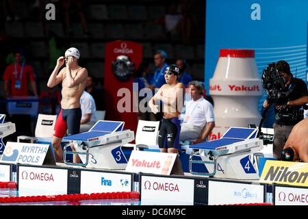 (R-L) Akihiro Yamaguchi (JPN), Nicolas Fink (USA), JULY 28, 2013 - Swimming : FINA Swimming World Championships Men's 100m Breaststroke Heats at Palau Sant Jordi arena in Barcelona, Spain. (Photo by D.Nakashima/AFLO) Stock Photo