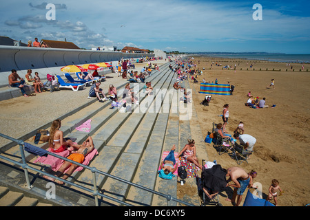 Dymchurch Beach Front, Dymchurch Kent UK Stock Photo - Alamy