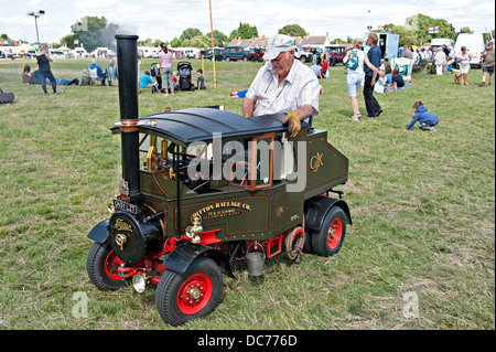 Miniature 5/12 scale Foden steam road engine at a Steam Fair Stock Photo