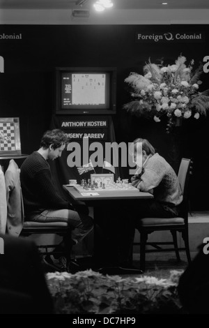 Dec 29, 1966; London, England, UK; HENRIQUE COSTA MECKING and Brazil and  YURI BALASHOV of Russia play at the 42nd Annual International Chess  Congress. (Credit Image: © KEYSTONE Pictures USA Stock Photo - Alamy