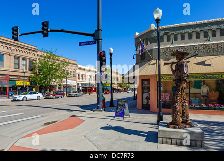 Main Street and Grinnell Plaza in historic downtown Sheridan, Wyoming, USA Stock Photo