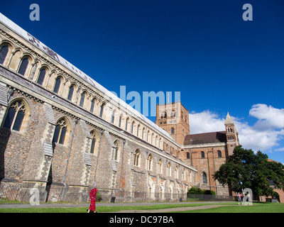 St Albans Cathedral in Hertfordshire, England - to and fro Stock Photo