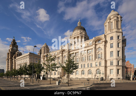 Three Graces, Liverpool: Port of Liverpool Building, Cunard Building, Royal Liver Bulding Stock Photo