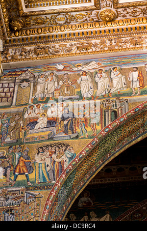 mosaics on the arch of the nave, Basilica di Santa Maria Maggiore, Rome, Italy Stock Photo