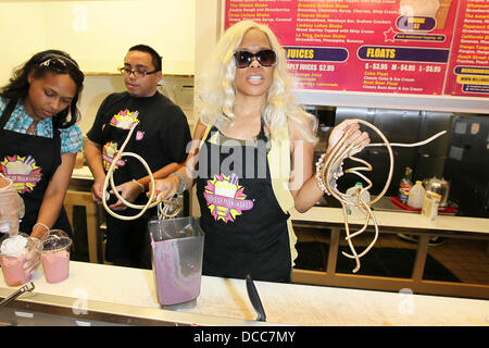 Chris Walton aka 'The Dutchess' creates her signature shake called 'Live and Let Live' at Millions Of Milkshakes in West Hollywood with proceeds benefiting StopCyberBullying.org.  The Dutchess has just come off a media blitz from her launching the Guinness Book Of World Records 2012 edition for her entry of the Longest Fingernails (Female) in the world. The Dutchess nails are nearl Stock Photo