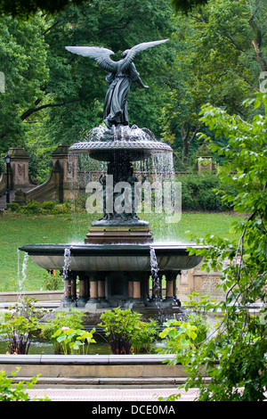 Angel of the Waters Fountain, Central Park, NYC Stock Photo