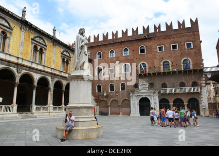 Verona Italy Dante statue monument in Piazza dei Signori Stock Photo