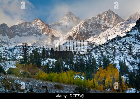 Clearing fall snowstorm over the high peaks of the Eastern Sierra, California Stock Photo