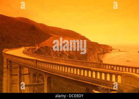 SCENIC BIXBY CREEK BRIDGE HIGHWAY ONE BIG SUR COASTLINE CALIFORNIA USA Stock Photo