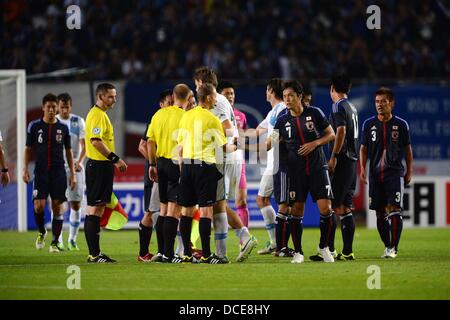 Miyagi, Japan. 14th Aug, 2013. Yasuhito Endo (JPN) Football / Soccer : KIRIN Challenge Cup 2013 match between Japan 2-4 Uruguay at Miyagi Stadium in Miyagi, Japan . © AFLO/Alamy Live News Stock Photo