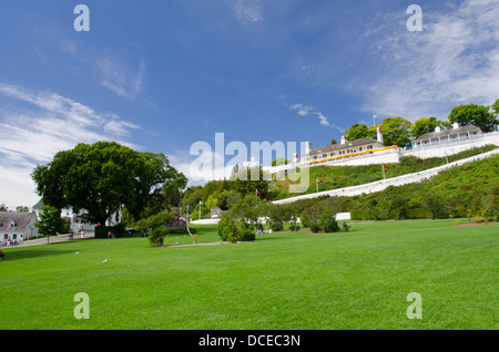Michigan, Mackinac Island. Park view with Fort Mackinac, founded in 1780, State Historic Park. Stock Photo