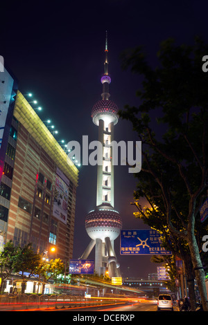 Oriental Pearl radio and TV tower, Shanghai Stock Photo