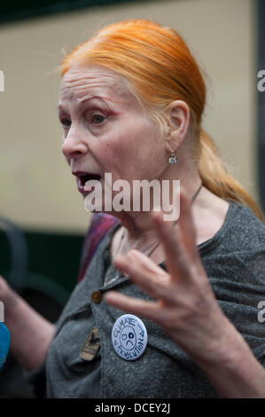 Balcombe, UK, 16th August, 2013. Vivienne Westwood pays a visit to the Balcombe fracking site where hundreds of protesters have converge for a weekend of mass demonstrations. Credit:  Lee Thomas/Alamy Live News Stock Photo