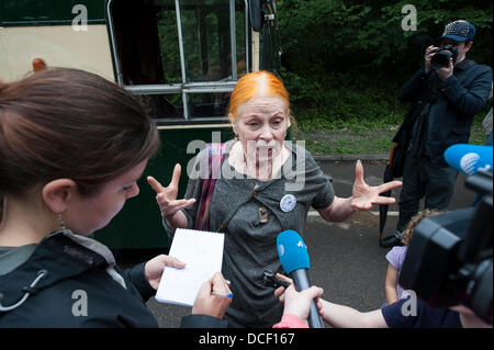 Balcombe, UK, 16th August, 2013. Vivienne Westwood pays a visit to the Balcombe fracking site where hundreds of protesters have converge for a weekend of mass demonstrations. Credit:  Lee Thomas/Alamy Live News Stock Photo