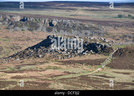Carl Wark, an iron age hill fort on Hathersage Moor viewed from Higger Tor, Peak District, UK Stock Photo