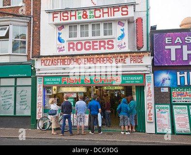 Great Yarmouth shop Stock Photo - Alamy