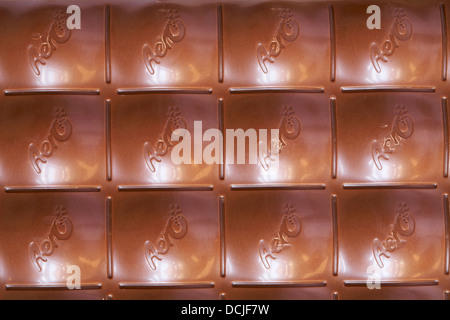 Nestlé Nestle Mint aero new bubbly big bar of chocolate - unwrapped Stock Photo