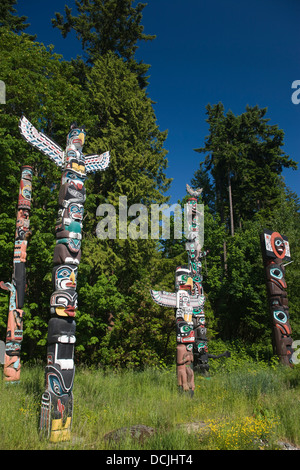 GROUP OF TOTEM POLES TOTEM PARK BROCKTON POINT STANLEY PARK VANCOUVER BRITISH COLUMBIA CANADA Stock Photo