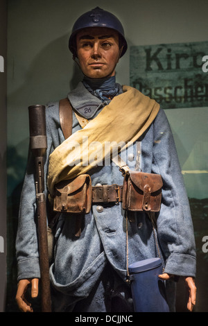 WWI French uniform of First World War One soldier in the Memorial Museum Passchendaele 1917 at Zonnebeke, West Flanders, Belgium Stock Photo