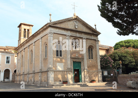 File:Chiesa di Sant'Aurea (Ostia Antica).jpg - Wikimedia Commons