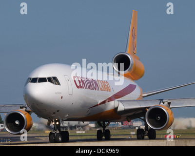 N987AR Centurion Air Cargo McDonnell Douglas MD-11F - cn 48427 taxiing 18july 2013 pic-002 Stock Photo