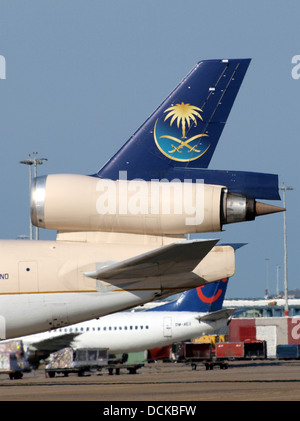HZ-AND - Saudi Arabian Airlines taxiing 29july2013 pic2 Stock Photo
