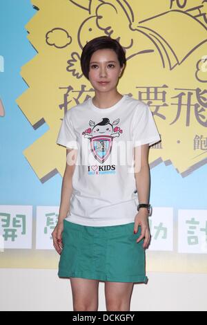 Taipei, China. 19th Aug, 2013. Singer Kelly Chen attends mooncake promotion activity in Taipei, China on Monday August 19, 2013. © TopPhoto/Alamy Live News Stock Photo