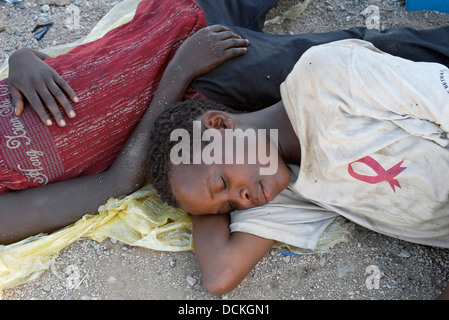 South Africa Limpopo Province Musina/Beit Bridge 9 January 2009 Influx Zimbabwians into South Africa Zimbabwe children Stock Photo