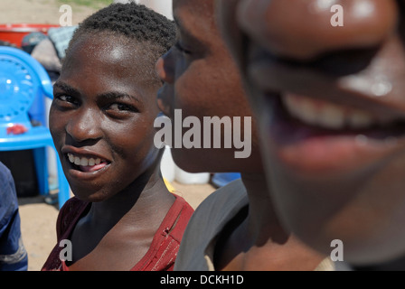 South Africa Limpopo Province Musina/Beit Bridge 9 January 2009 Influx Zimbabwians into South Africa Zimbabwe children Stock Photo