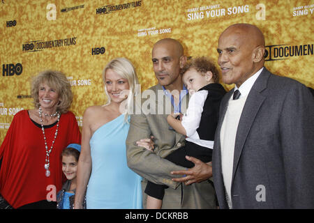 pamela-frank-harry-belafonte-and-family-premiere-of-the-hbo-documentary-dckrbb.jpg