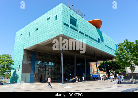 Peckham Library by Alsop and Störmer, won the Stirling Prize for Architecture in 2000. Stock Photo