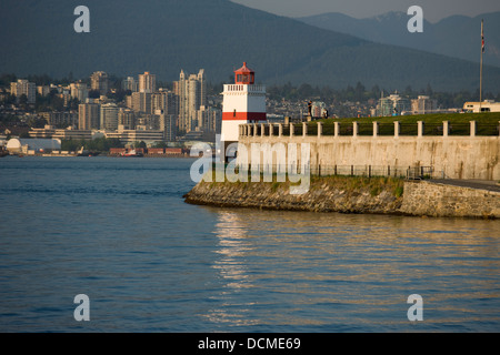 SEAWALL AT BROCKTON POINT LIGHTHOUSE STANLEY PARK VANCOUVER BRITISH COLUMBIA CANADA Stock Photo