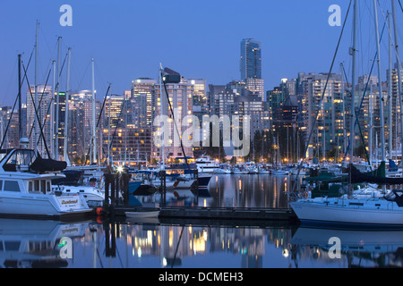 COAL HARBOUR FROM STANLEY PARK DOWNTOWN SKYLINE VANCOUVER BRITISH COLUMBIA CANADA Stock Photo