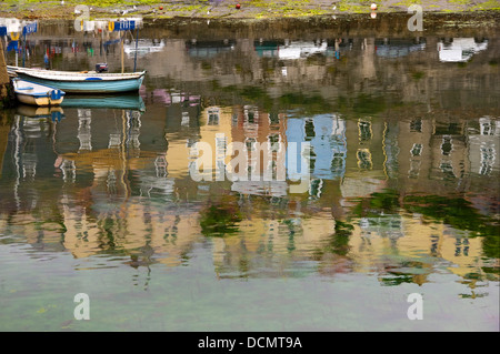 Horizontal view of reflections on the surface of the sea at Mevagissey.