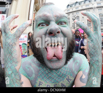 Erik Sprague aka 'The Lizardman'   at the launch of Ripley's Believe It Or Not book launch at Ripley's, Piccadilly  London, England- 27.10.11 Stock Photo