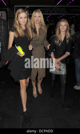 Caprice Bourret out and about with her children in the West End. London, England - 02.11.11 Stock Photo