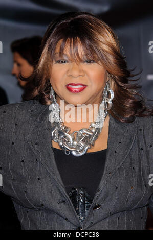 Deniece Williams 'Michael Jackson: The Life of an Icon' film premiere held at the Empire Leicester Square - Arrivals. London, England - 02.11.11 Stock Photo